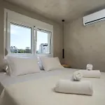 New Town Deluxe Loft Rhodes City